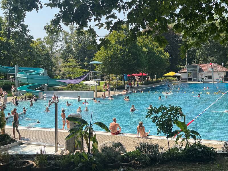 Schwimmbecken im Freibad Bittenfeld